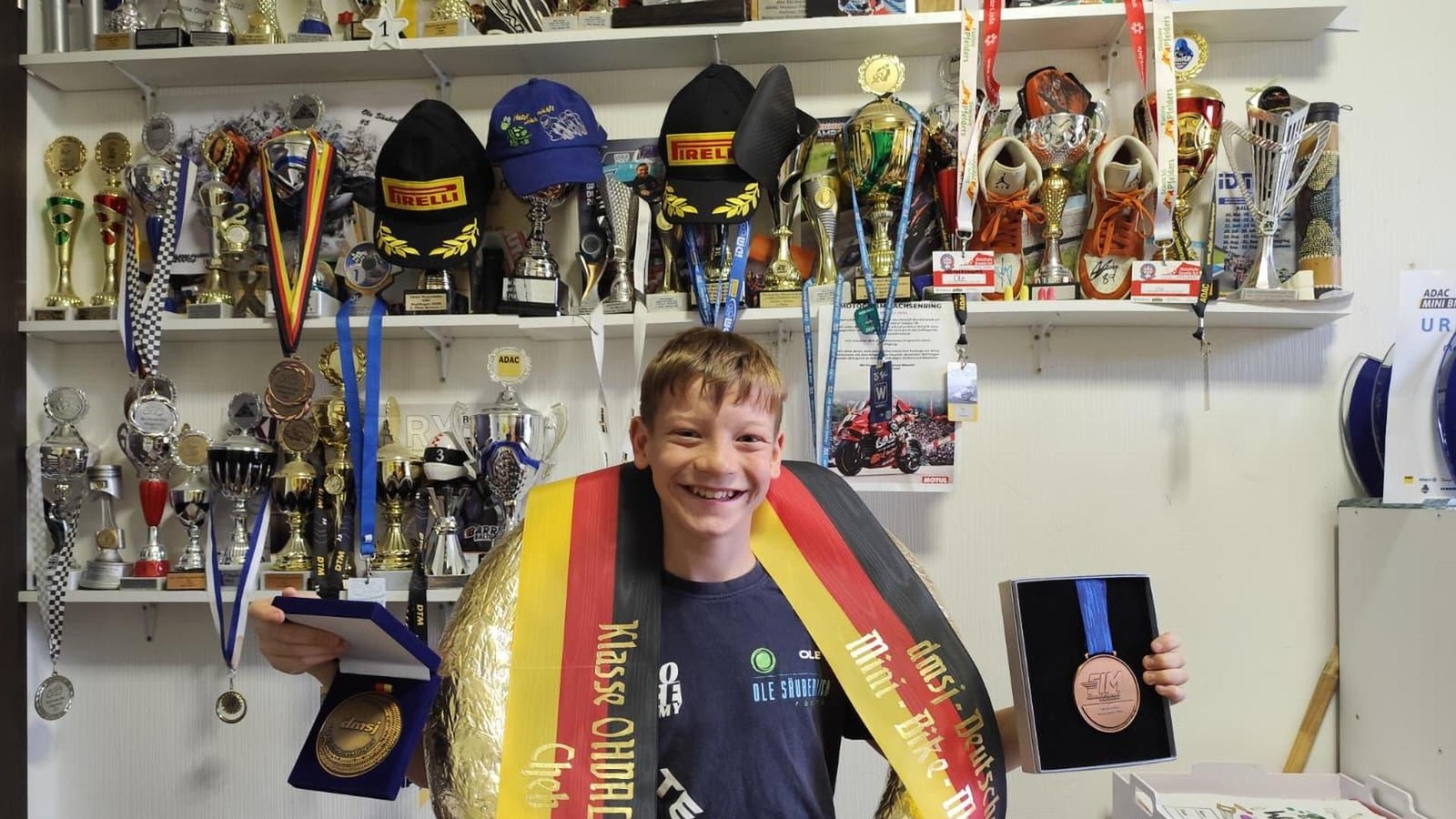 So-meistert-ein-13-J-hriger-aus-Bad-Blankenburg-das-Leben-zwischen-Rennstreckenerfolgen-und-Schule