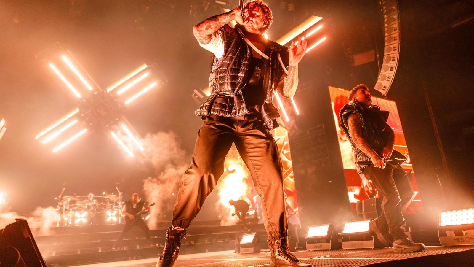 Electric-Callboy-in-Hamburg-direkt-aus-der-Prollh-lle-aber-leider-geil