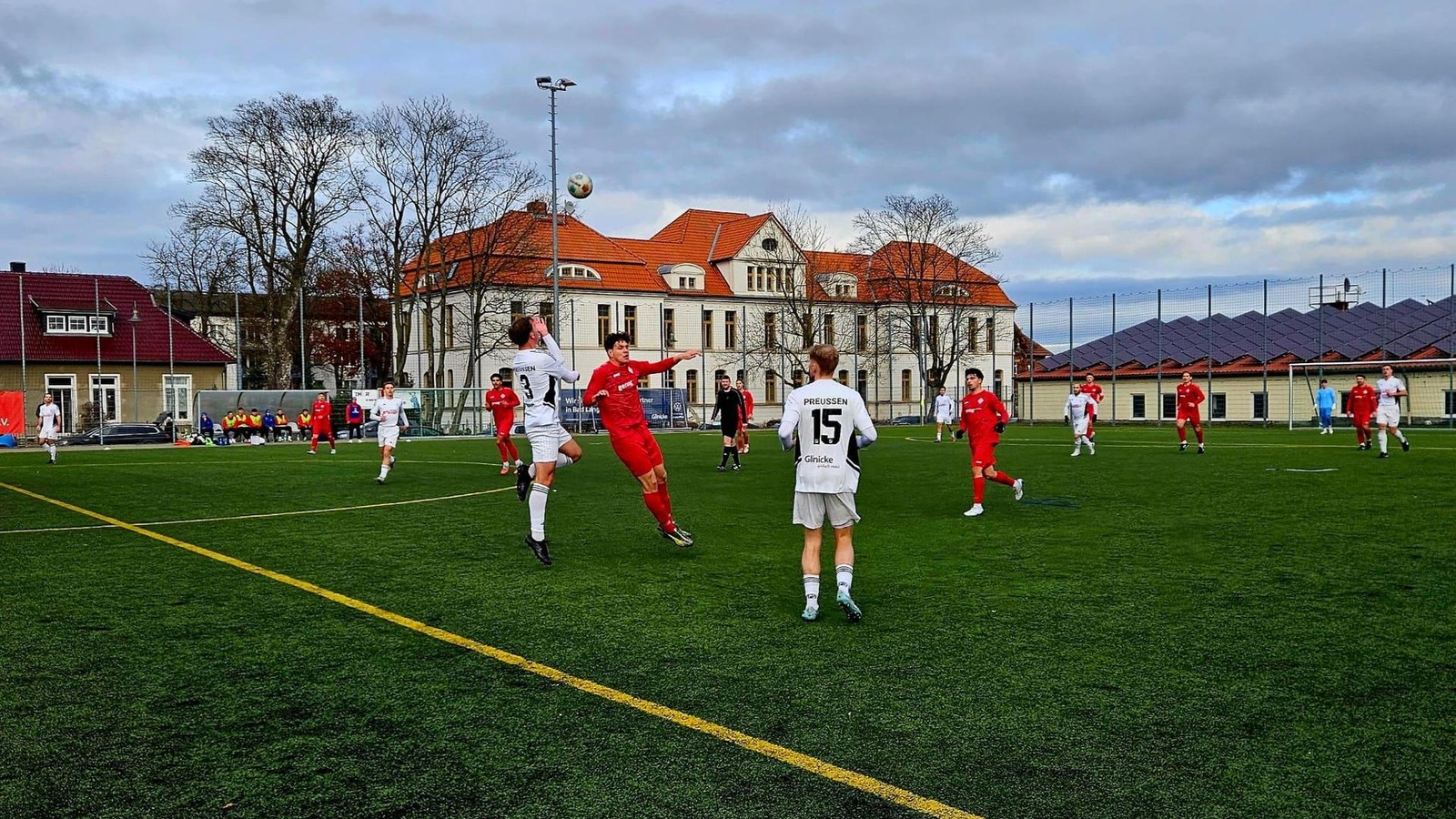 -Gl-ckliches-H-ndchen-sorgt-bei-wildem-Spektakel-in-Bad-Langensalza-f-r-Pointe