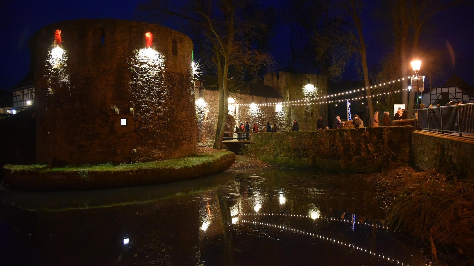 Romantische-Burgweihnacht-im-Saale-Holzland-Kreis-in-16-Bildern