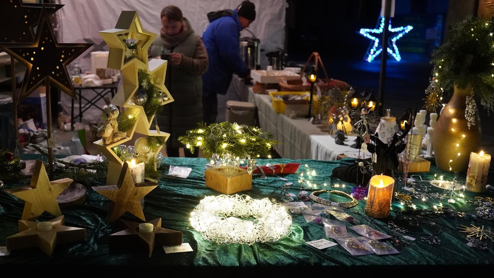 In-Gera-weihnachtet-es-sehr-ber-50-Bilder-vom-bunten-Treiben-in-vielen-Ecken-der-Stadt