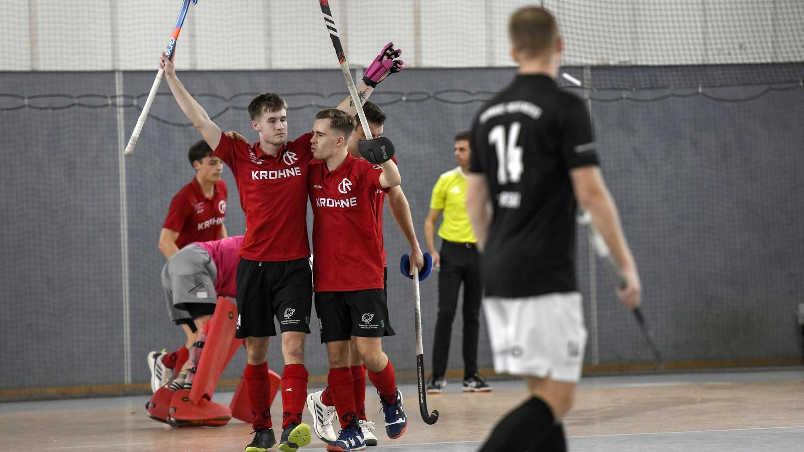 Club-Raffelberg-schie-t-den-Erstliga-Absteiger-ab