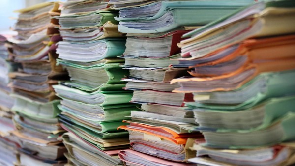 Vor Wüsts Modernisierungs-Gipfel in Berlin: Sein Chef-Digitalisierer wirft hin