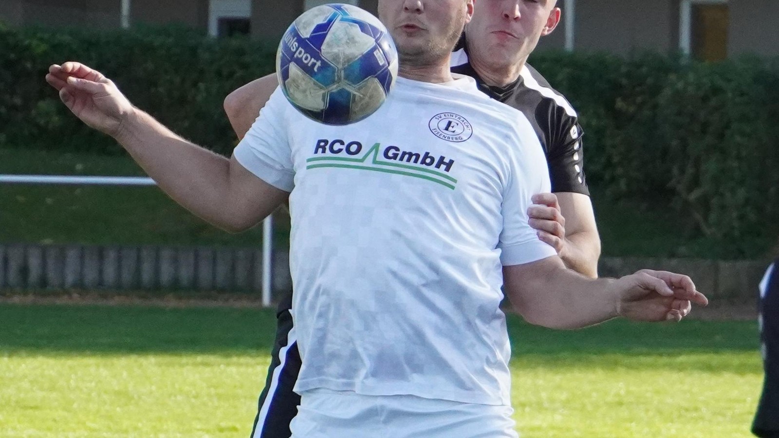 Zwischen-Abnutzungskampf-und-Sonntagsschuss-Wie-sich-Eintracht-Eisenberg-aus-dem-Keller-k-mpft