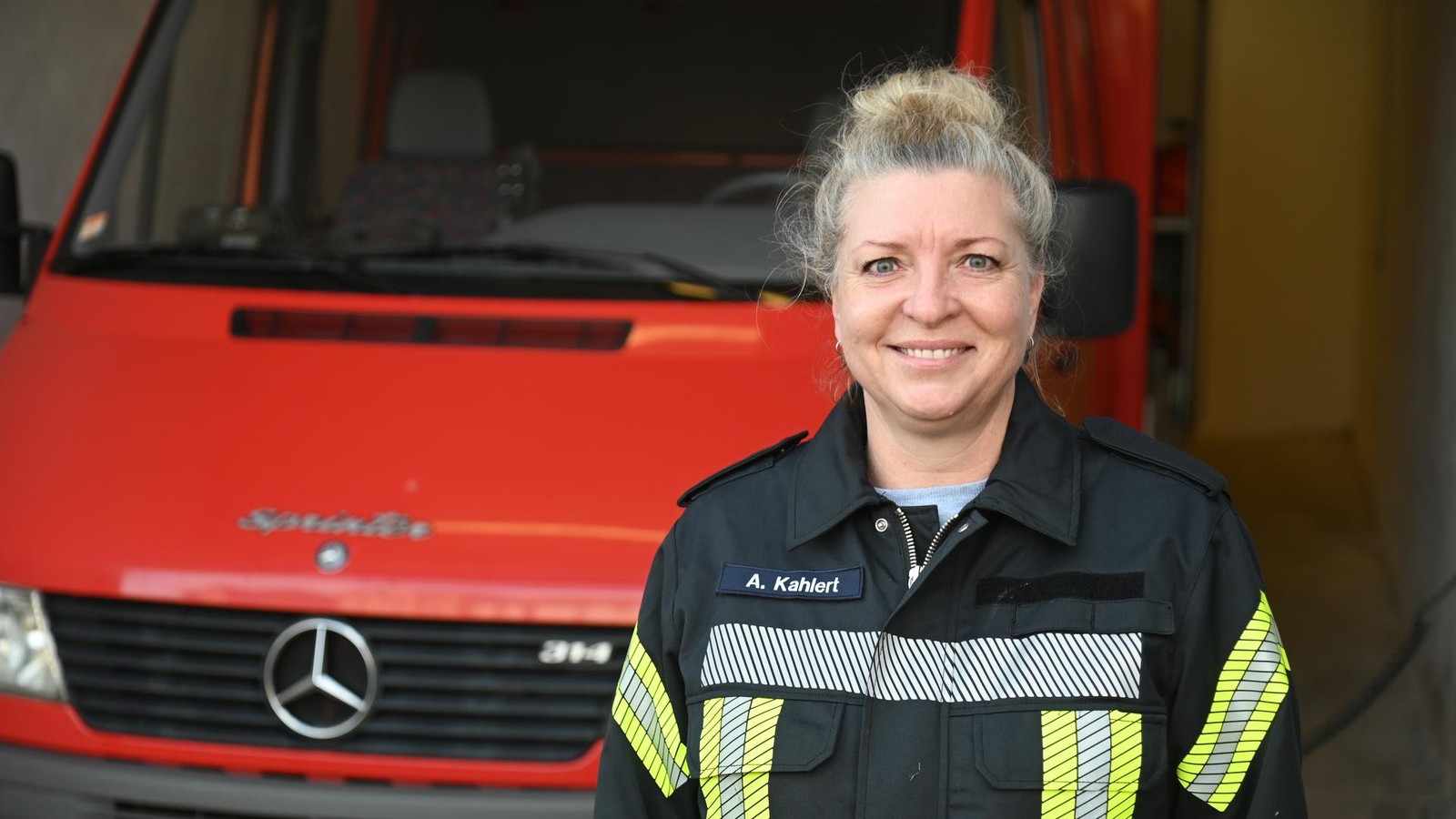 Seltenheit-im-Saale-Orla-Kreis-Anja-Kahlert-ist-Wehrf-hrerin-einer-Feuerwache