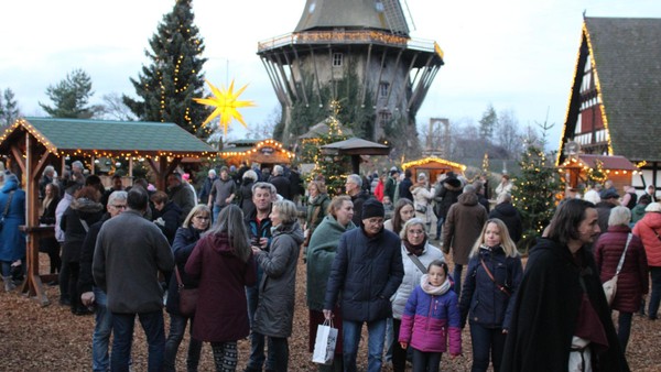Weihnachtlicher Ritt in die Vergangenheit am Mühlenmuseum Gifhorn