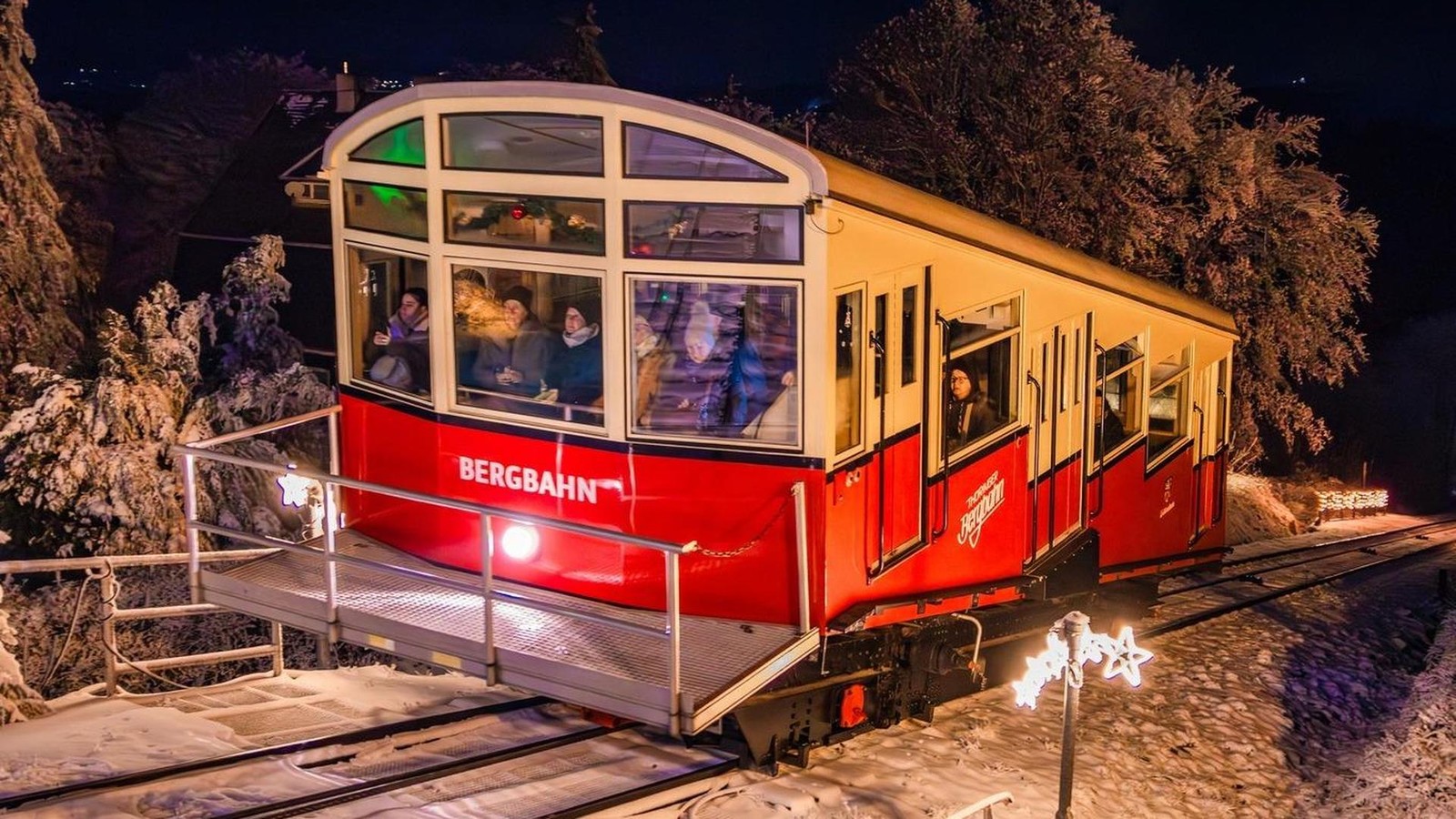 Die-Abendnachrichten-f-r-den-Kreis-Saalfeld-Rudolstadt-am-ersten-Advent