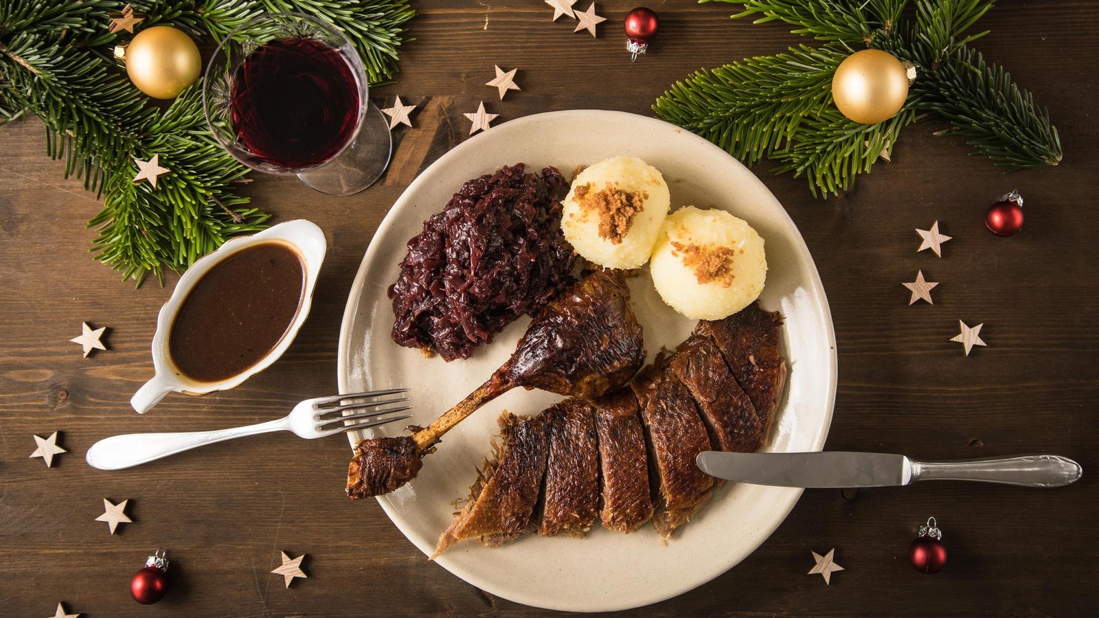 Wo-es-die-Weihnachtsgans-inklusive-Beilagen-zum-Mitnehmen-gibt