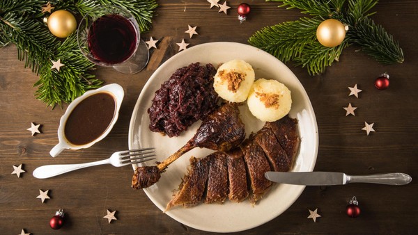 Wo es die Weihnachtsgans inklusive Beilagen zum Mitnehmen gibt