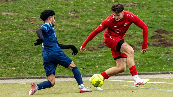 40 Jahre, na und? Abwehrrecke beschert Titelfavorit TuS Stockum wichtige Punkte