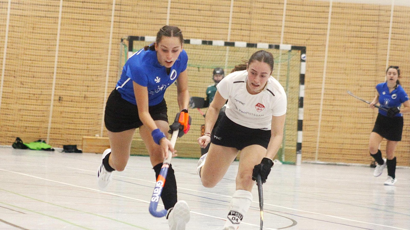 Mit-dem-Abpfiff-kamen-die-Tr-nen-Spannendes-Deb-t-des-SSC-Jena-in-der-2-Bundesliga