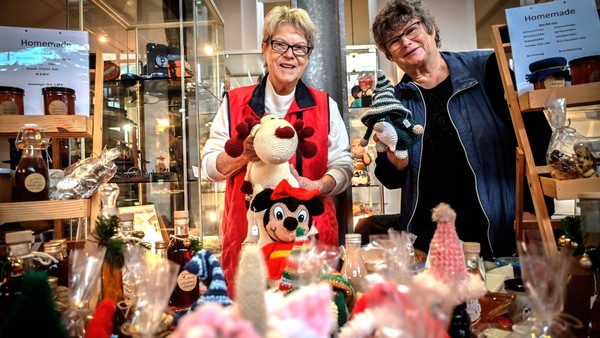 Klitzeklein, aber besonders exklusiv: Shoppen auf Heiligenhauser Weihnachtsmarkt
