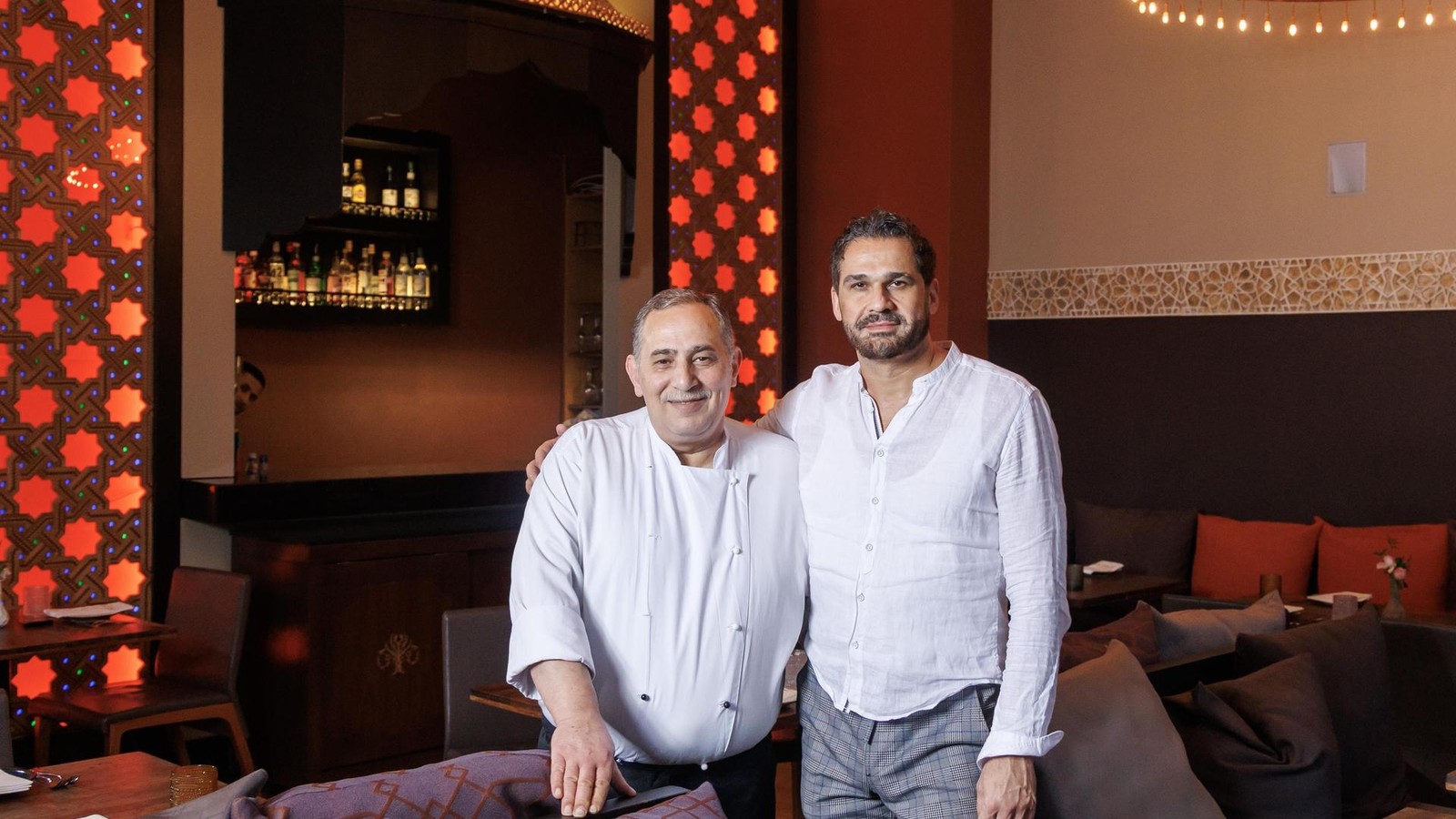 1001-K-stlichkeiten-f-r-79-Euro-In-Eimsb-ttel-speist-man-wie-im-Orient