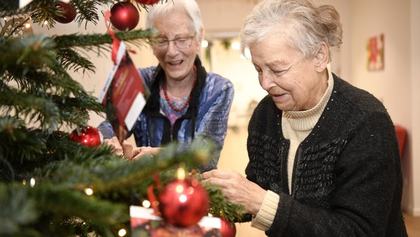 Wunschbaum für Senioren: Ursula (84) wünscht sich einen warmen Schal