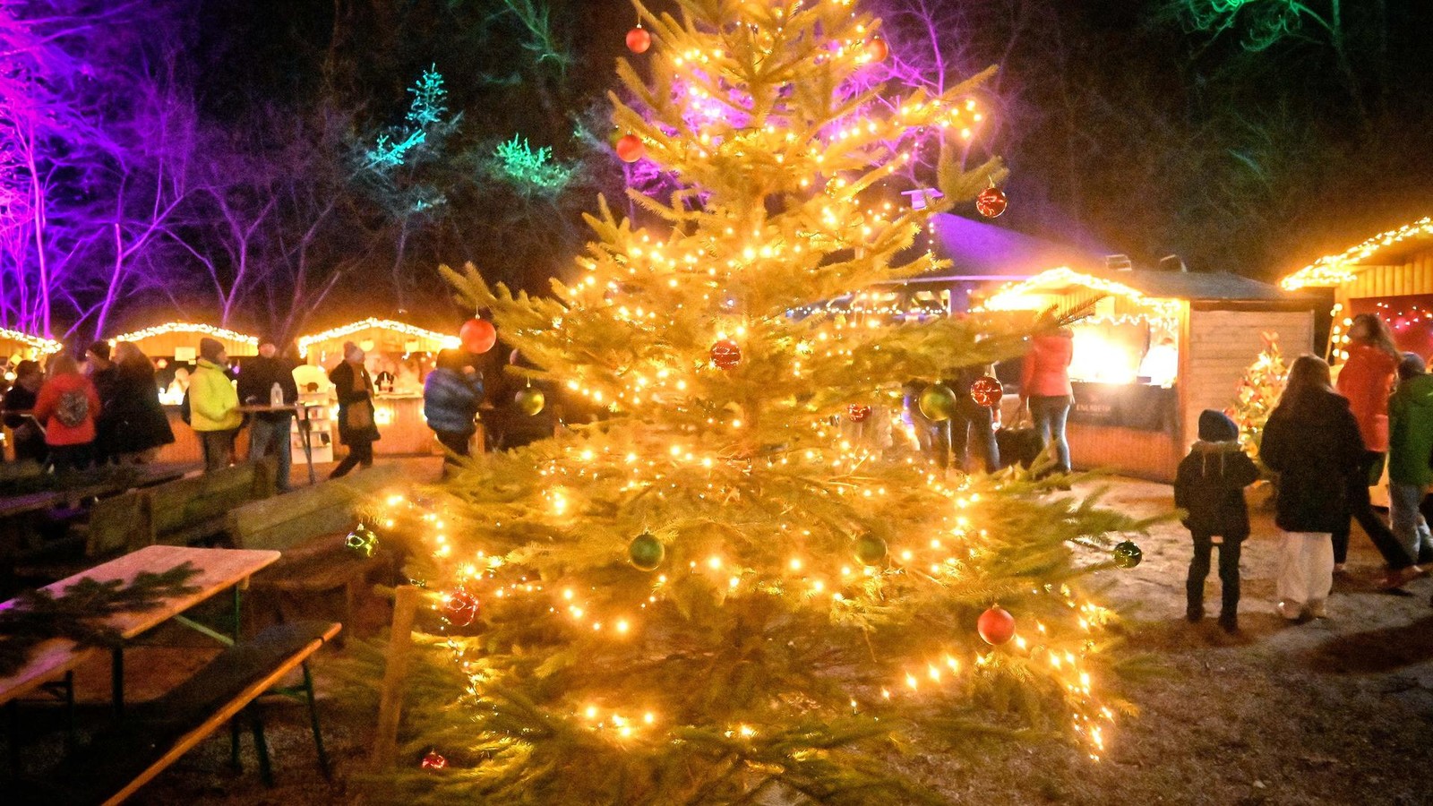 Wintermarkt-am-Bismarckturm-in-Velbert-ffnet-mit-neuen-Angeboten-und-viel-Musik