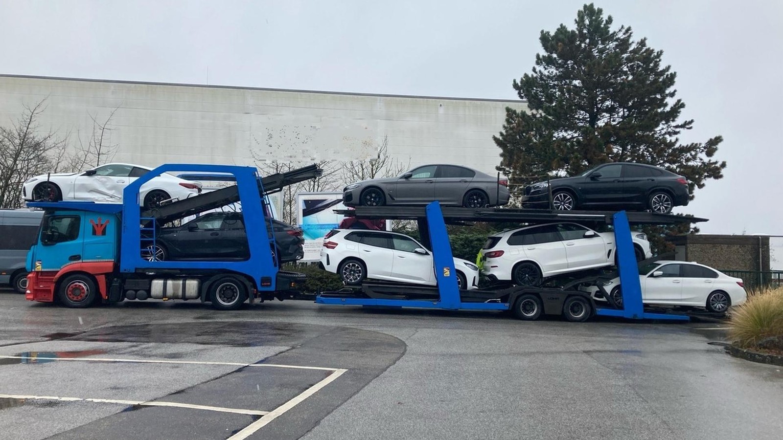 Schrott-Lkw-aus-Verkehr-gezogen-T-V-Velbert-entdeckt-18-M-ngel-an-Zugmaschine