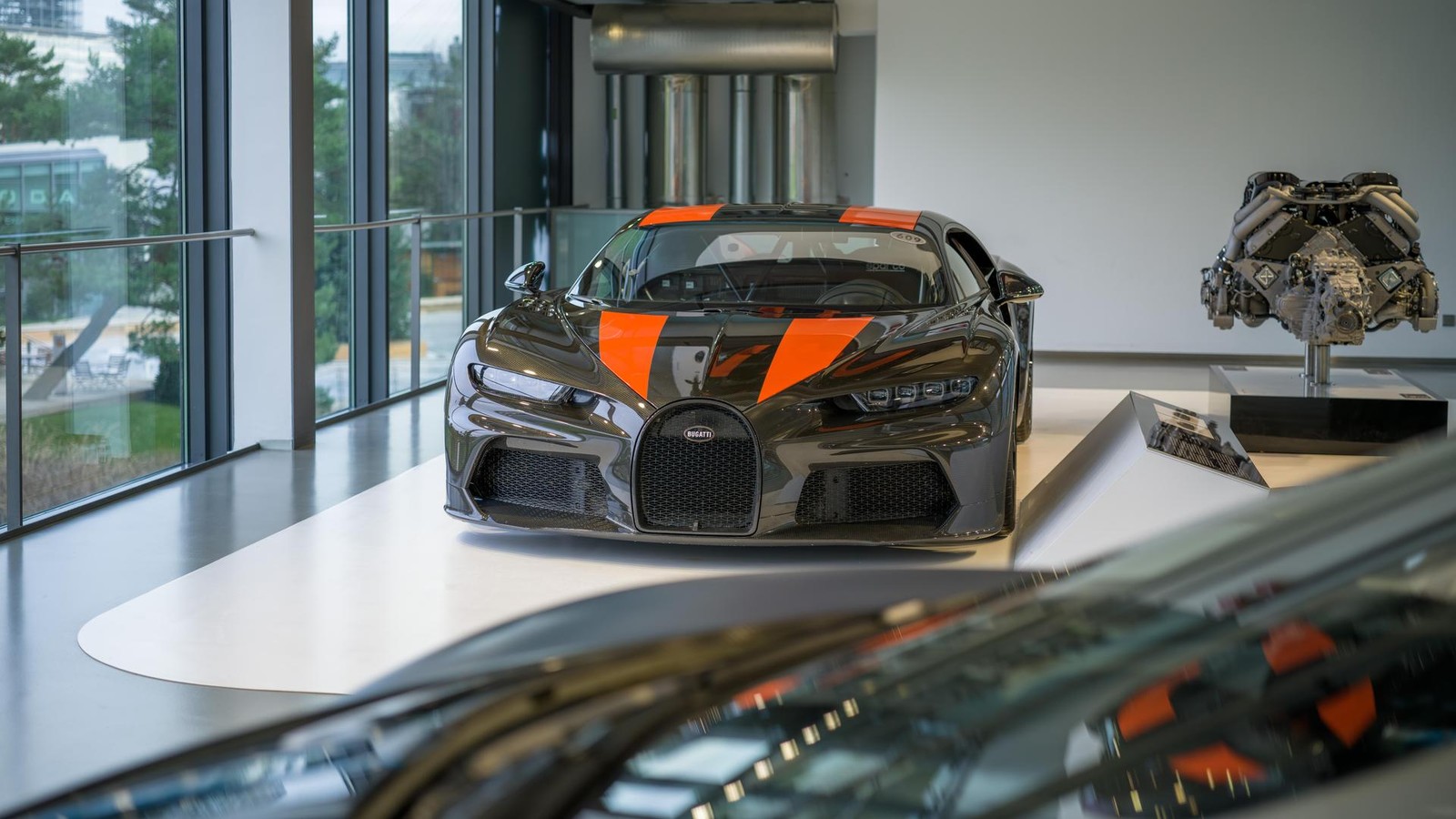 Den-Mythos-Bugatti-erleben-Autostadt-Wolfsburg-erweitert-ihre-Ausstellung