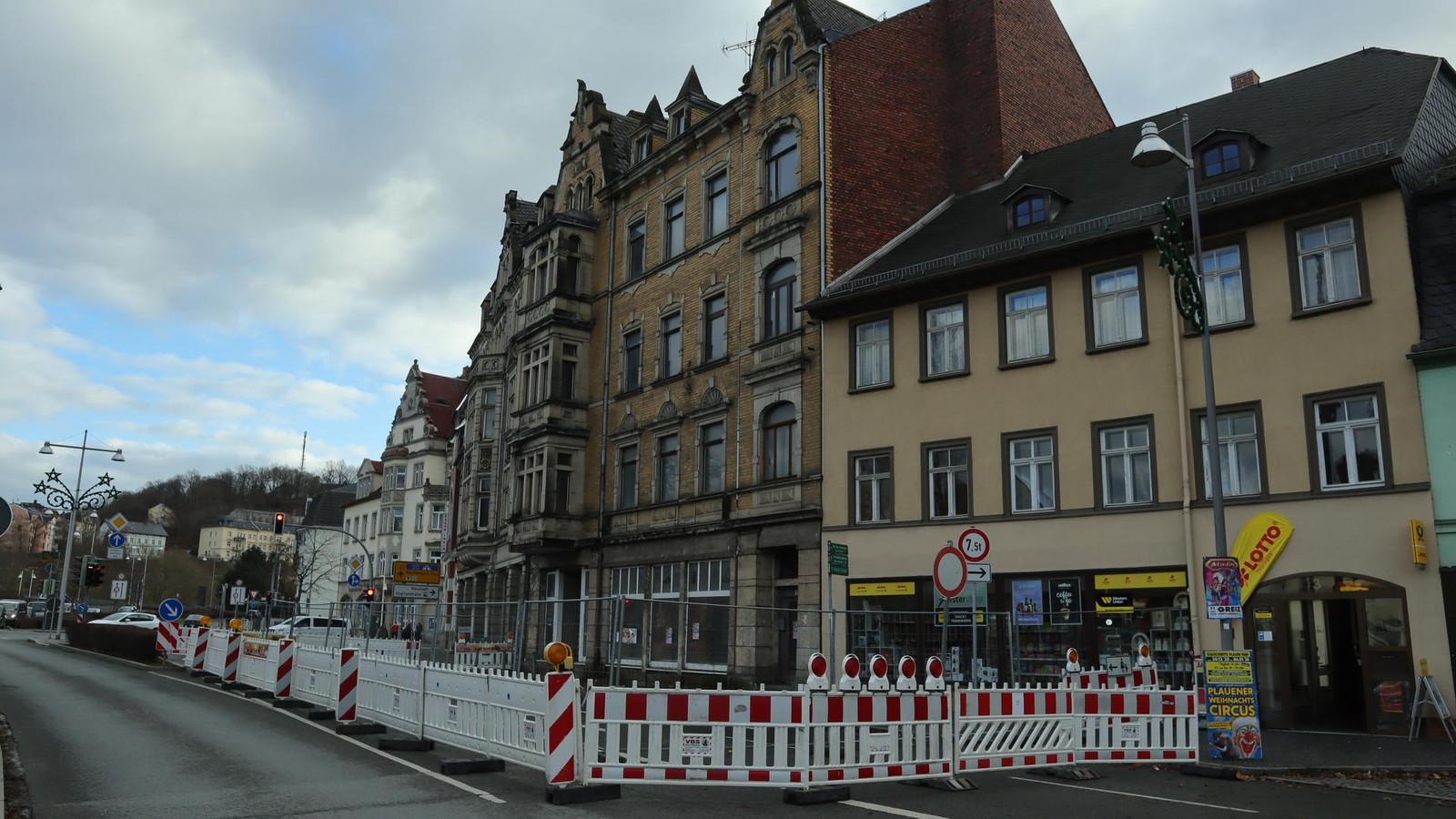 Bundesstra-en-Sperrung-in-Greiz-So-gelangt-man-jetzt-zu-den-Gesch-ften