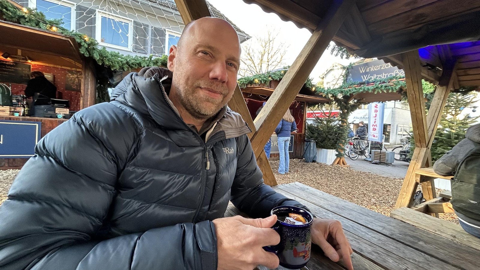 Miniweihnachtsmarkt-XXL-Auflagen-Betreiber-k-mpft-mit-B-rokratie