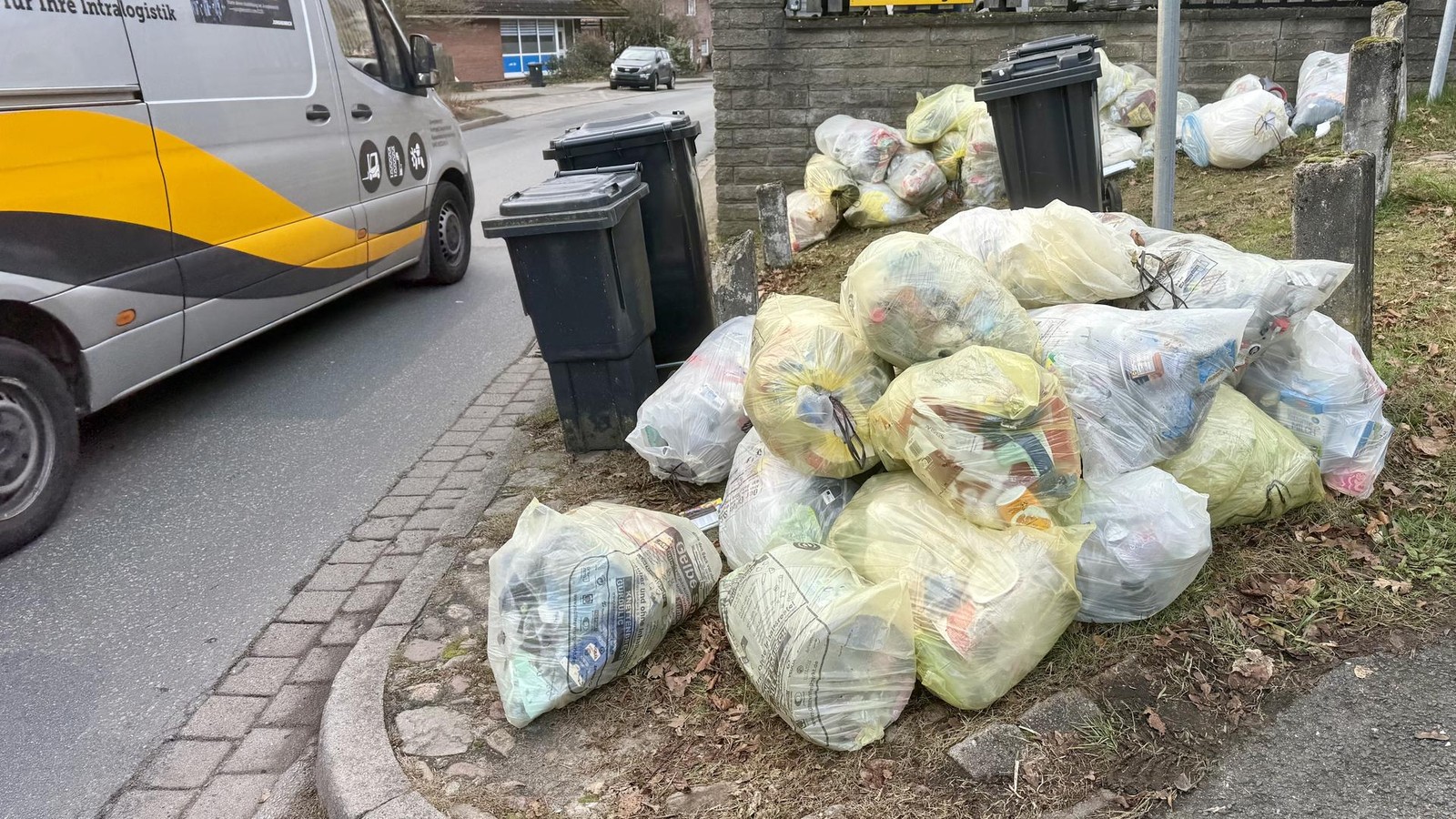 M-llkrise-im-Kreis-Harburg-Anwohner-f-hlen-sich-im-Stich-gelassen