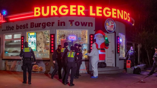 Hoheluft-West: Inhaber von Burger-Laden im laufenden Betrieb angeschossen