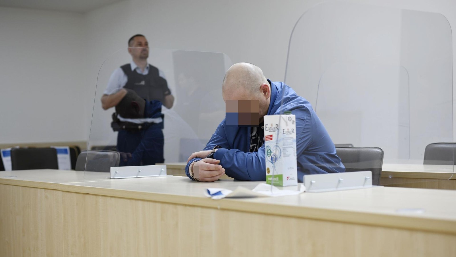 Ein-Kilogramm-Crystal-Meth-in-Jena-Vertrauensperson-lockt-in-eine-Falle