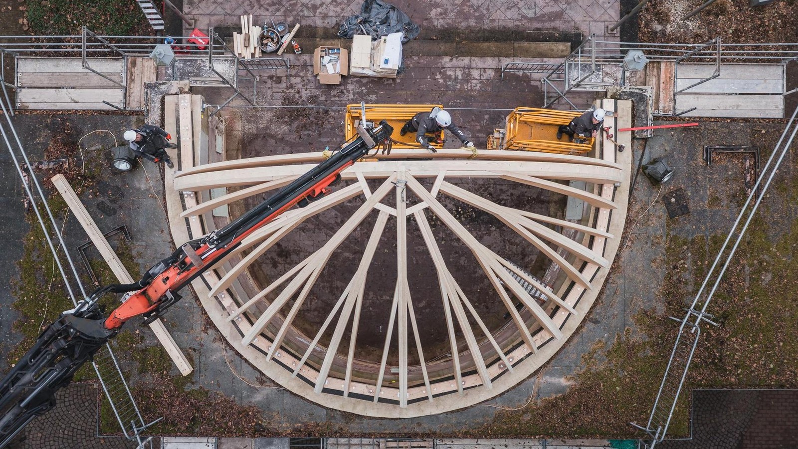 Die-Konzertmuschel-von-Heiligenstadt-bekommt-dieser-Tage-ihre-alte-Form-zur-ck