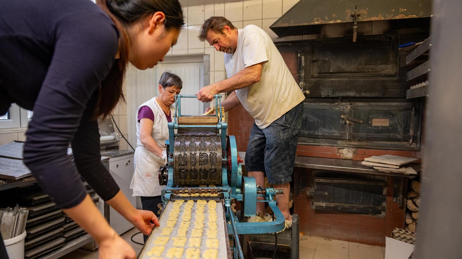 Spekulatius-aus-dem-Kreis-Gotha-Eine-106-Jahre-alte-Maschine-l-sst-Tradition-aufleben