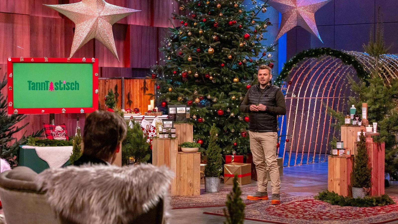 Zitronig-frisch-Th-ringer-Weihnachtsbaum-Plantagen-Chef-buhlt-in-TV-Show-Die-H-hle-der-L-wen-um-Investoren