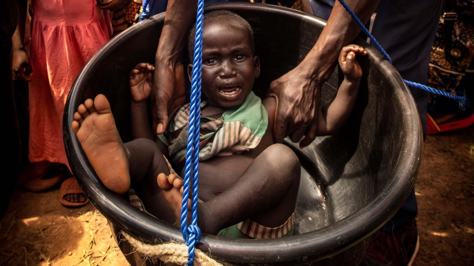 Wo-Kinder-hungern-Wie-WAZ-Leser-in-Burundi-helfen-k-nnen