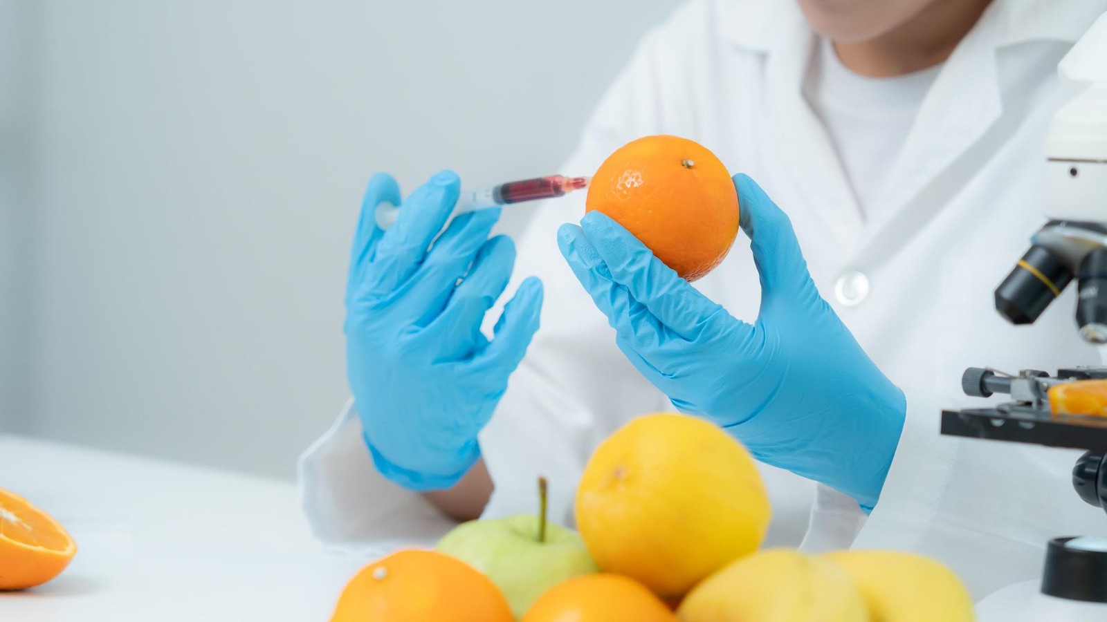 Lebensmittel-aus-dem-Genlabor-Rewe-dm-und-Co-schlagen-Alarm