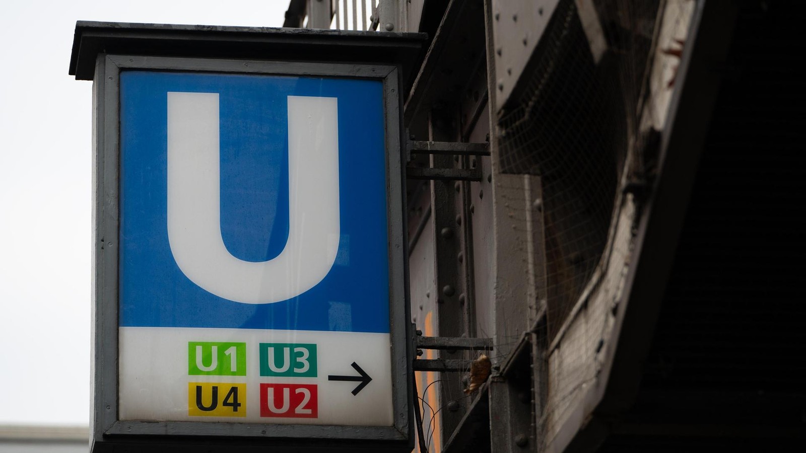 Auf-dieser-U-Bahn-Linie-fahren-ab-14-Dezember-l-ngere-Z-ge