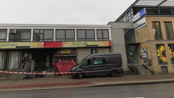 Neben der Grünen-Zentrale in Wandsbek: LKA ermittelt zu Brand