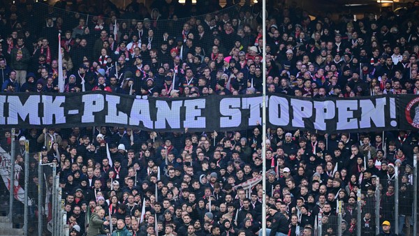 HSV, Ultras und die Fankultur: Politik führt eine Geisterdebatte