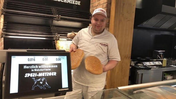 Diese vegetarische Schöninger Spezialität gibt es beim Spezi Metzger in Wolsdorf