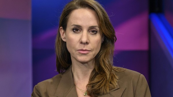 ARD-Frau Natalie Amiri: Wie man mit 200 Leuten spricht und alle verstehen kann