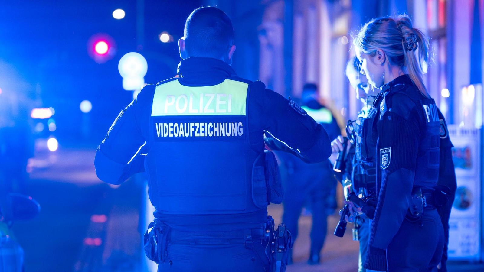 Nach-Messer-Angriff-in-Weimar-Wie-viel-Kontrolle-ist-auf-Weihnachtsm-rkten-n-tig-