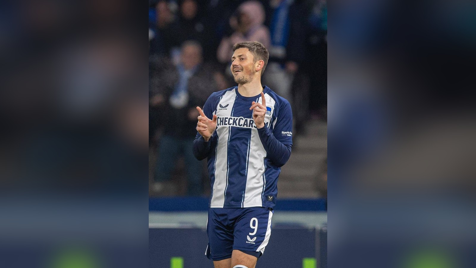 Herthas-Kownacki-schnappte-ihn-sich-Das-stand-auf-Lauterns-Taktik-Zettel