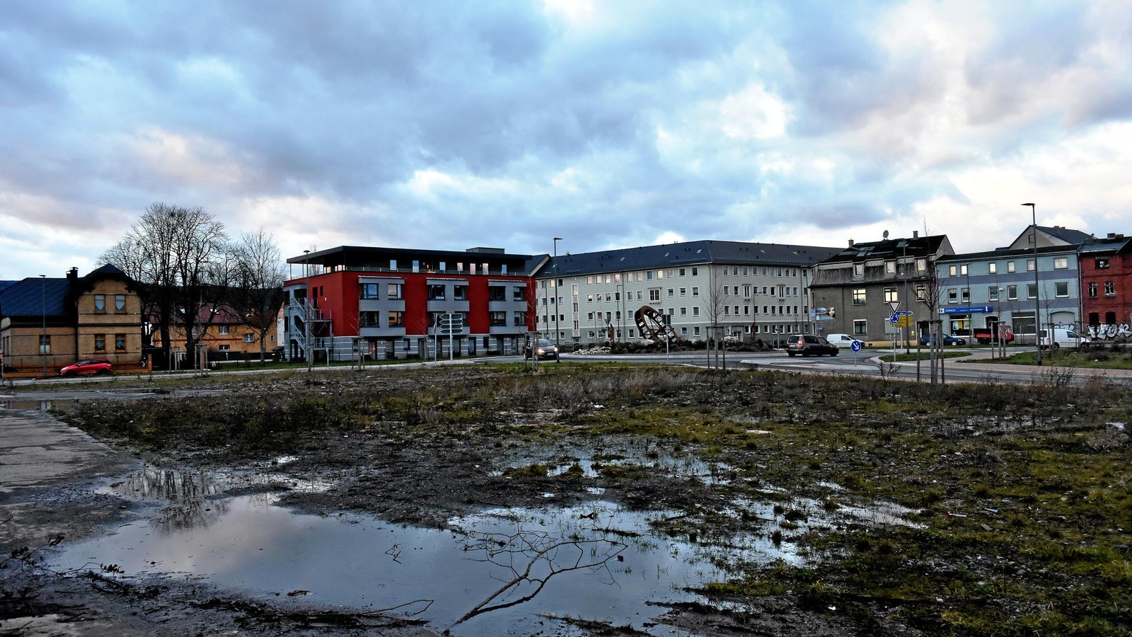 Entscheidung-ber-M-bel-Markt-am-Saalfelder-Bahnhof-im-Bauausschuss