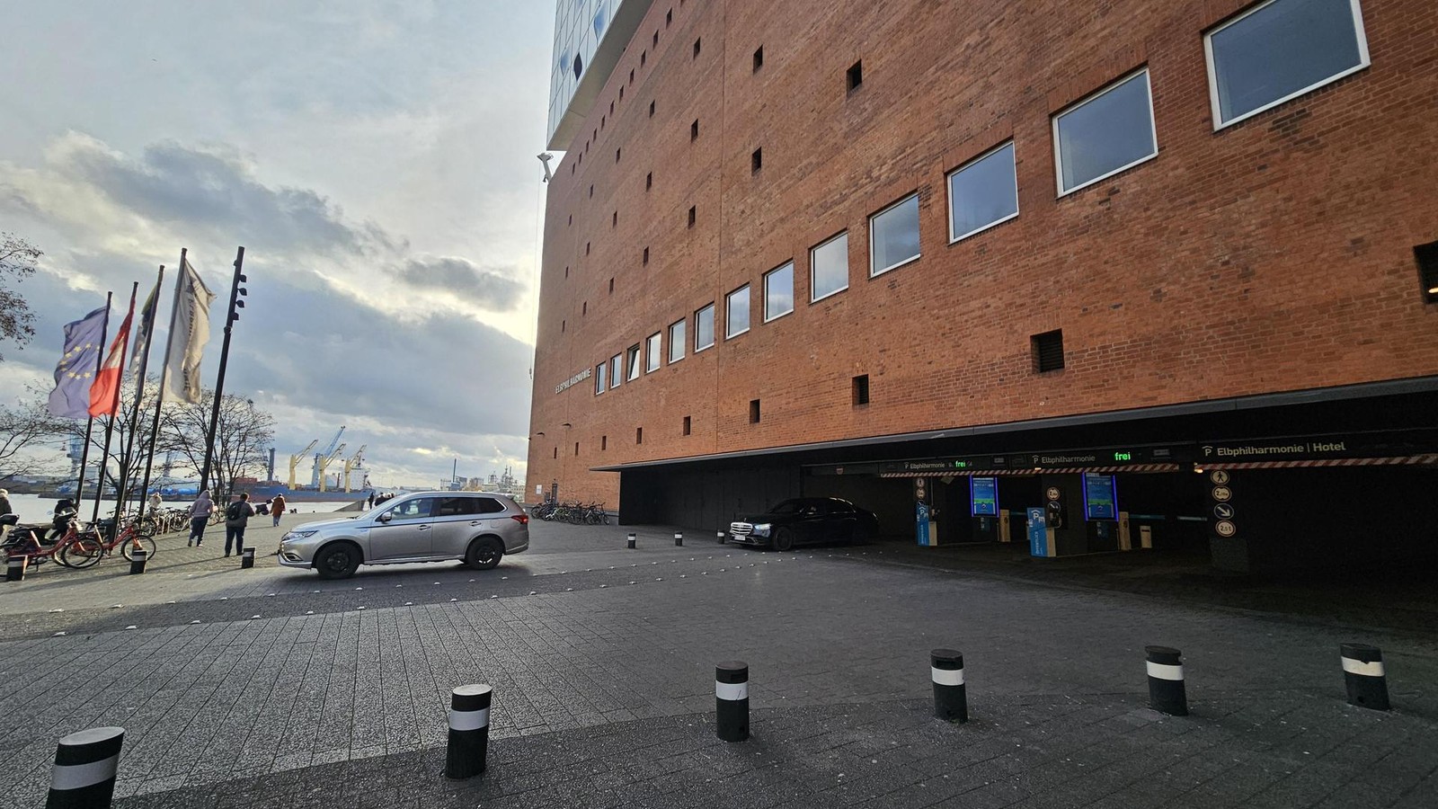 Parkhaus-Geb-hren-in-Hamburg-steigen-Diese-Preise-sind-ma-los