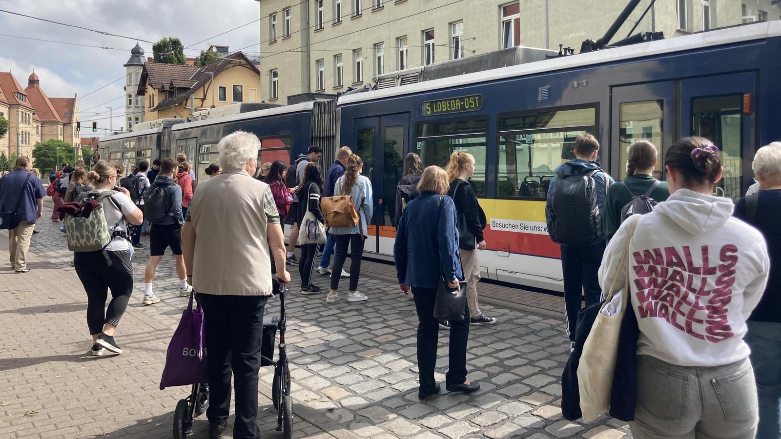 Linie-42-und-kein-Ende-in-Jena