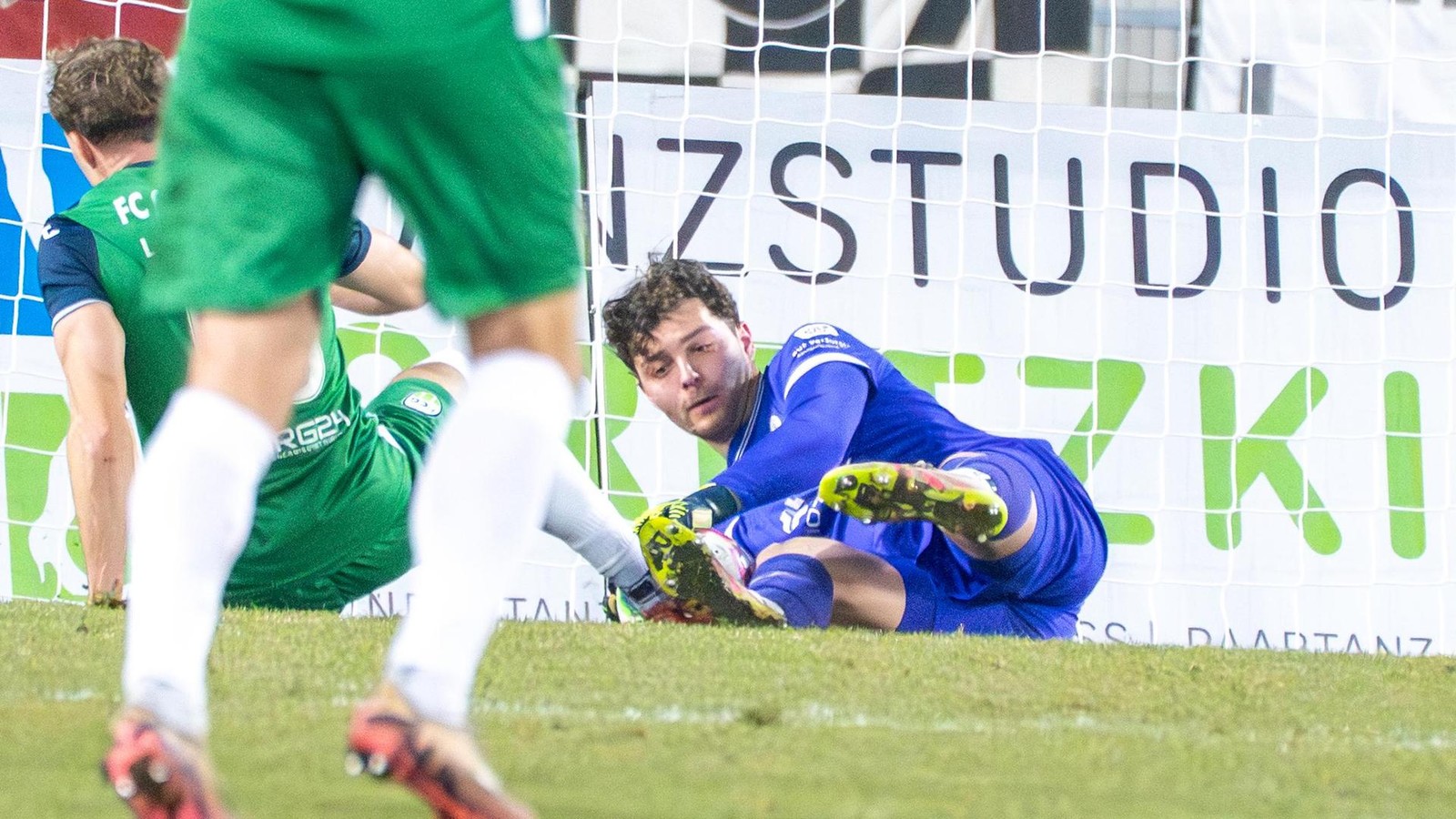 F-nf-Elfer-verschossen-Westfalenpokal-Drama-zwischen-Wattenscheid-und-G-tersloh