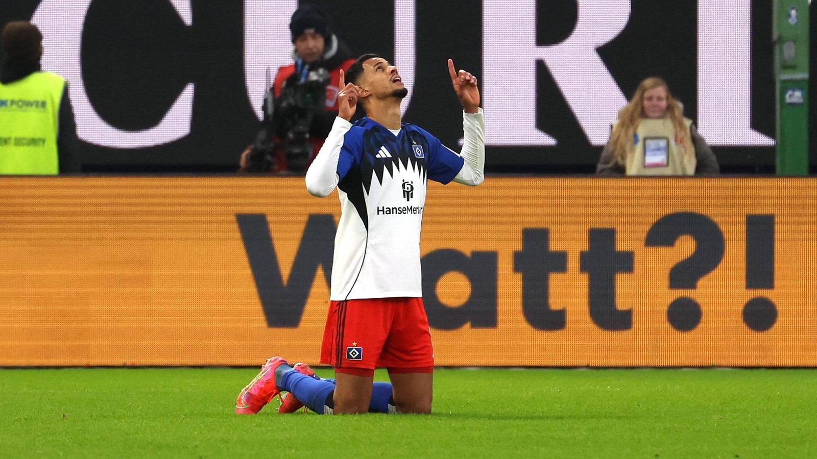 Wechsel-HSV-St-rmer-Robert-Glatzel-k-ndigt-Entscheidung-f-r-den-Winter-an