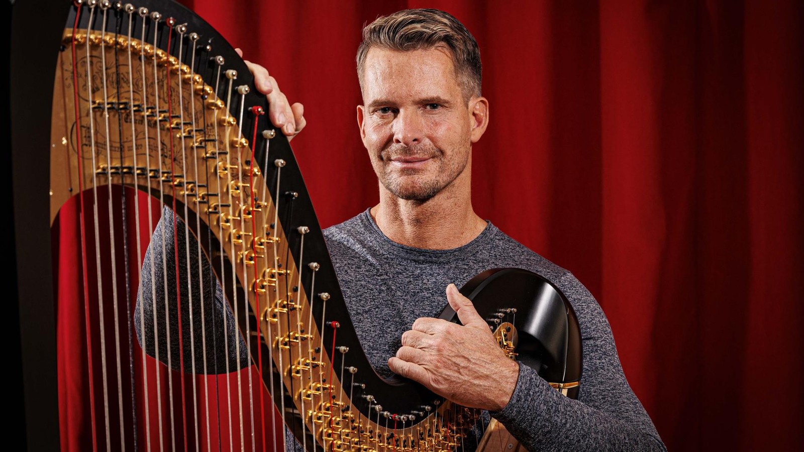 Star-Harfenist-in-der-Elbphilharmonie-Sein-Instrument-hat-ein-Imageproblem