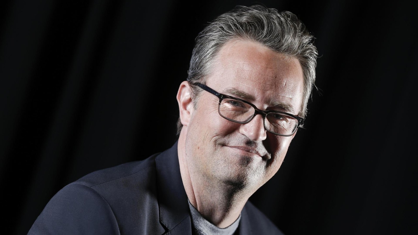 Matthew-Perry-Arzt-von-totem-Friends-Star-zu-30-Monaten-Haft-verurteilt