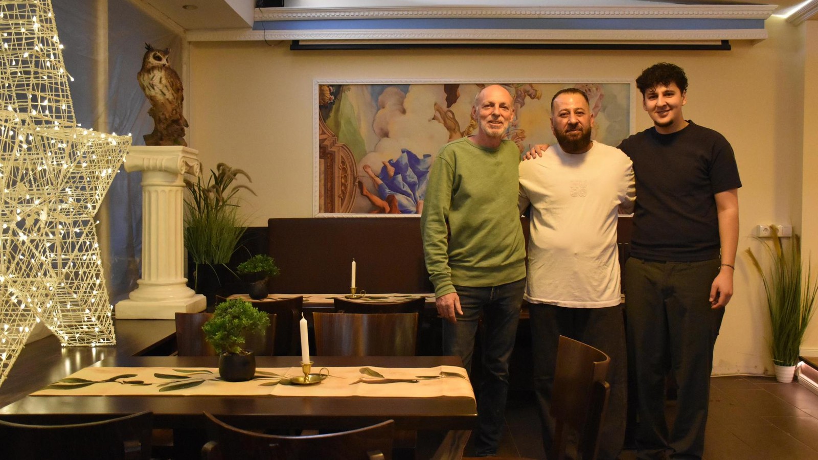 Griechische-Kult-Taverne-kehrt-in-neuem-Glanz-zur-ck