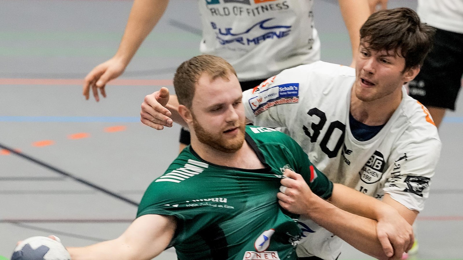 HSG-am-Hallo-Essens-Regionalliga-Handballer-vor-weiterem-Topspiel-nach-Krimi