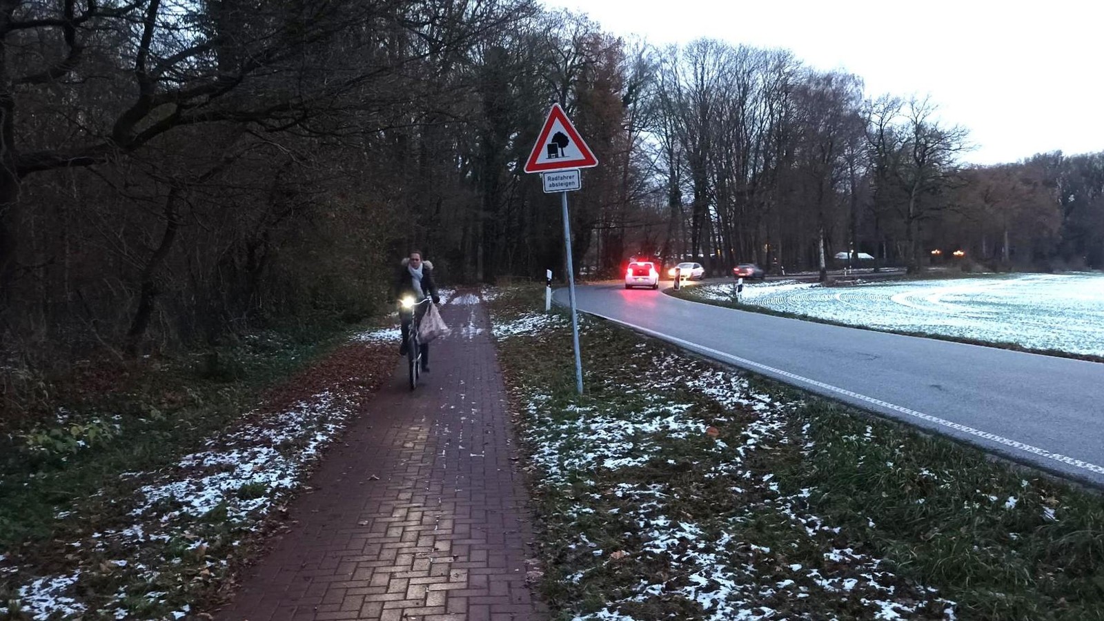 Kuriose-Verkehrszeichen-Jetzt-u-ert-sich-die-Verkehrsbeh-rde