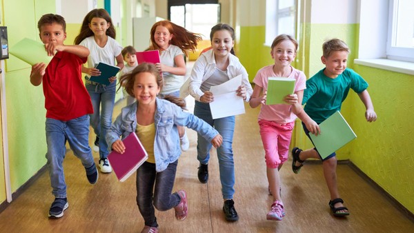 Unterricht schwänzen mit Erlaubnis? Joker-Tage in Hamburg gefordert