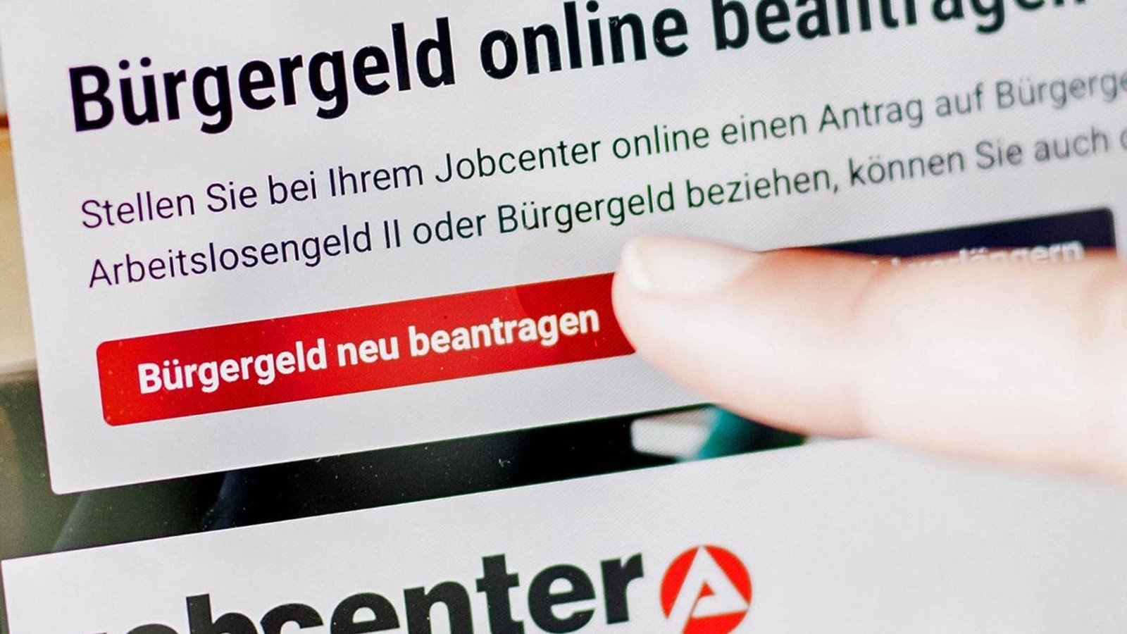 Jobcenter-am-Limit-Wie-Mitarbeitende-unter-berlastung-leiden